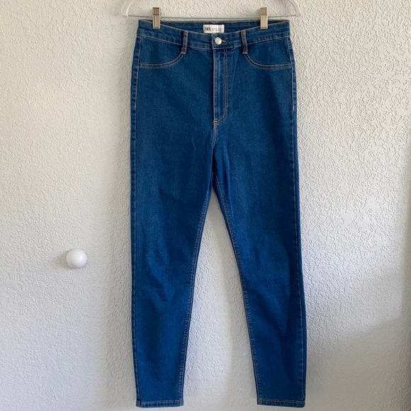 Zara High Waisted Jeans - Picture 1 of 4